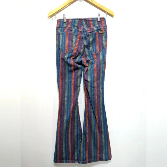 Rock & Roll Cowgirl Denim Bargain Bell Bottoms Pull On Size 26 Stripe Festival - Picture 4 of 10